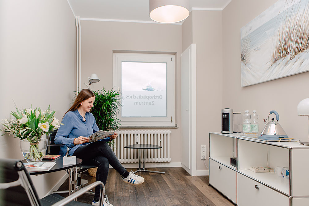 Orthopädisches Zentrum Krefeld - Fachärzte für Orthopädie & Unfallchirurgie - Praxis - Wartezimmer